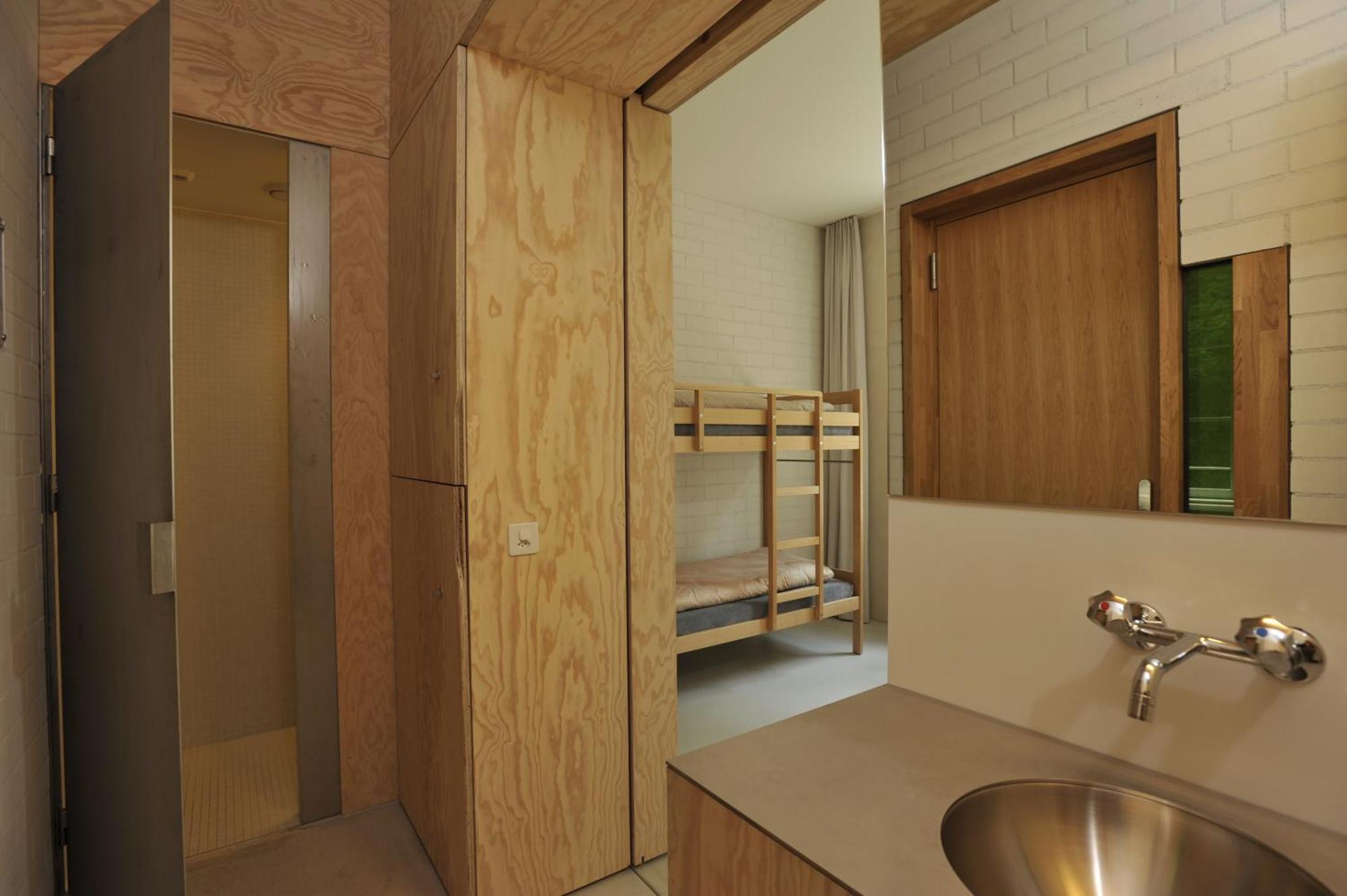 Basel Youth Hostel Luaran gambar