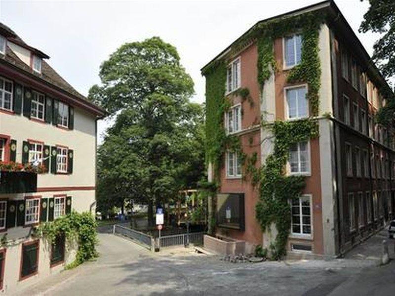 Basel Youth Hostel Luaran gambar