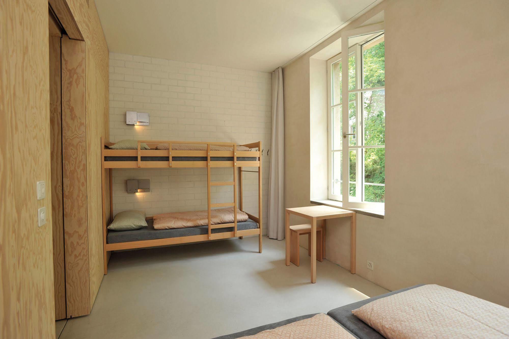 Basel Youth Hostel Luaran gambar
