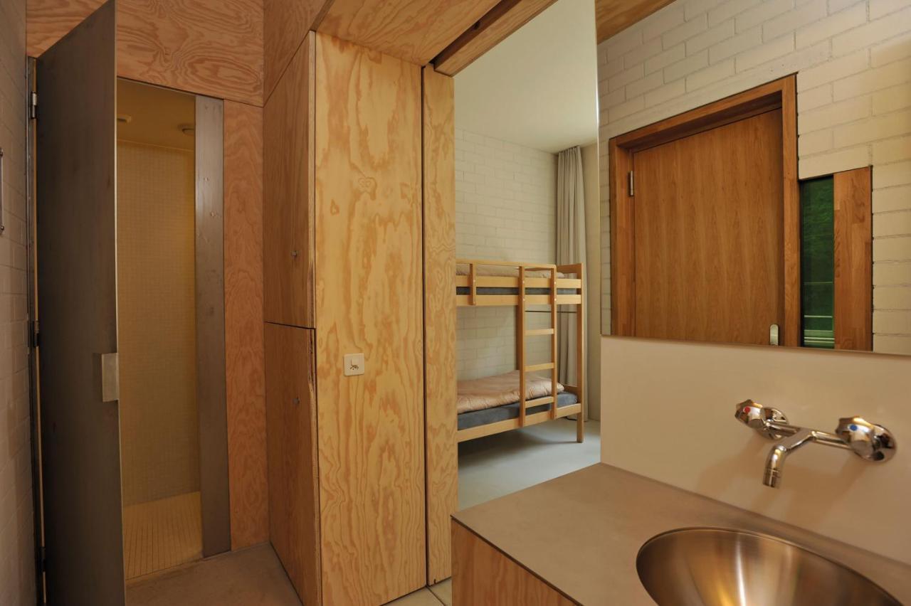 Basel Youth Hostel Luaran gambar